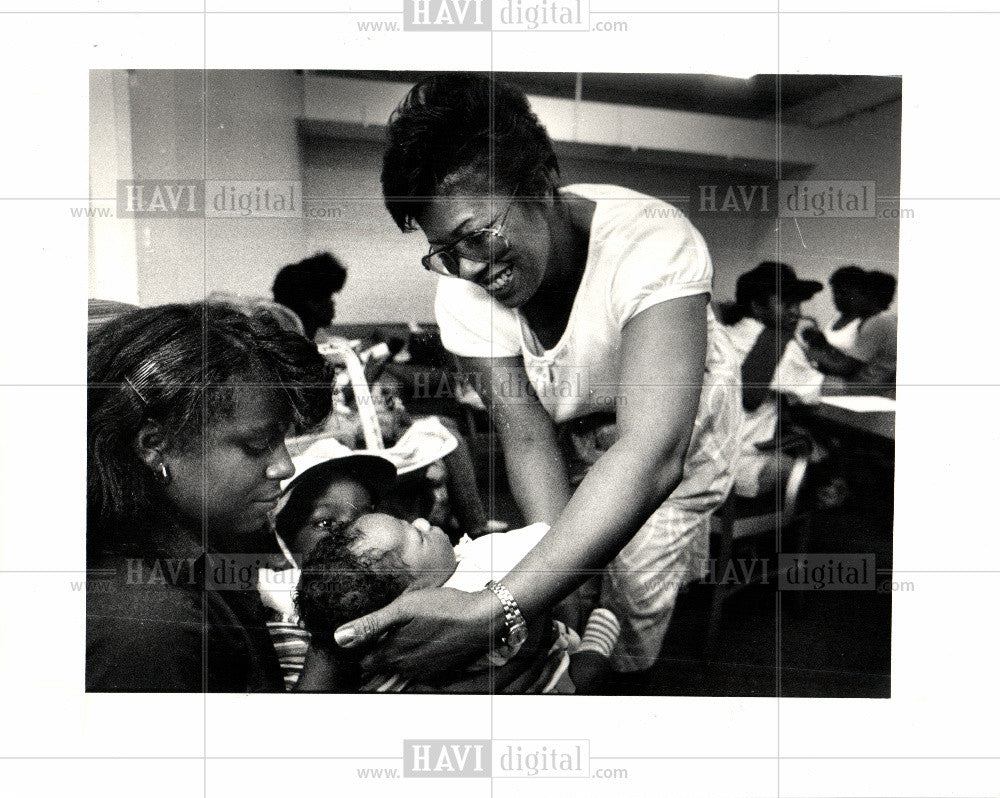 1987 Press Photo Riot Detroit Anniversary 1967/1987 - Historic Images