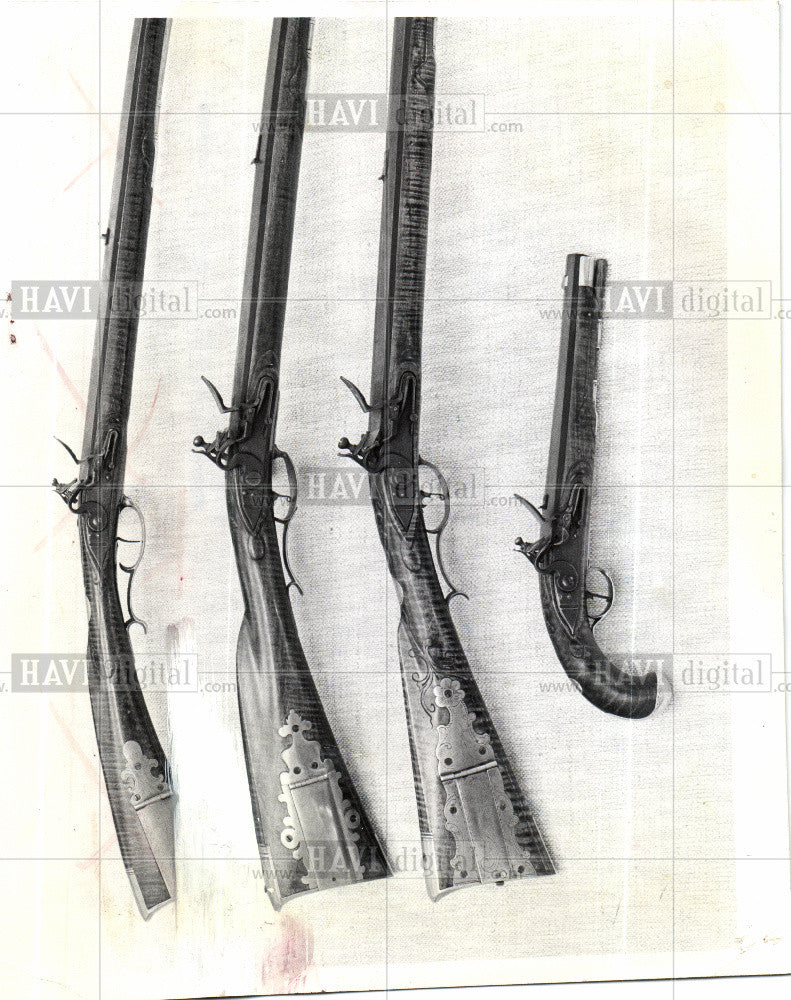 1974 Press Photo rifle gun flintlock firearms weapons - Historic Images