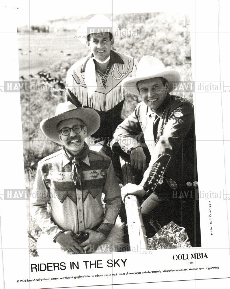 1993 Press Photo Riders Sky Cowboy Concert Columbia - Historic Images