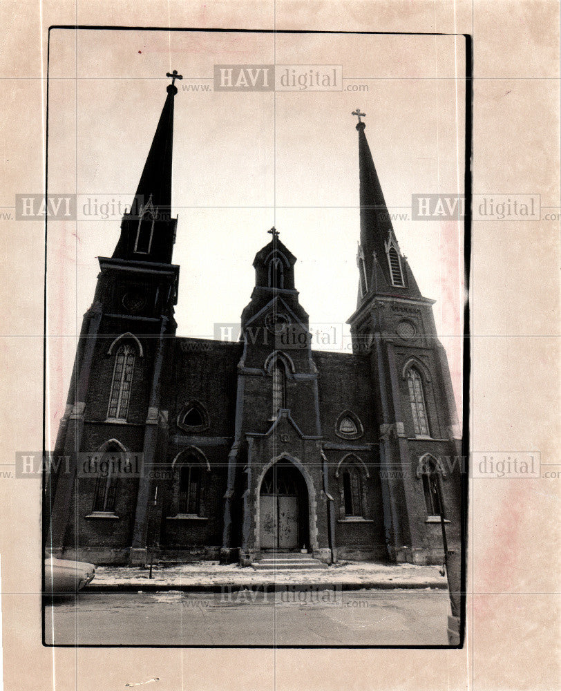 1975 Press Photo St Patrick chapel church stained glass - Historic Images