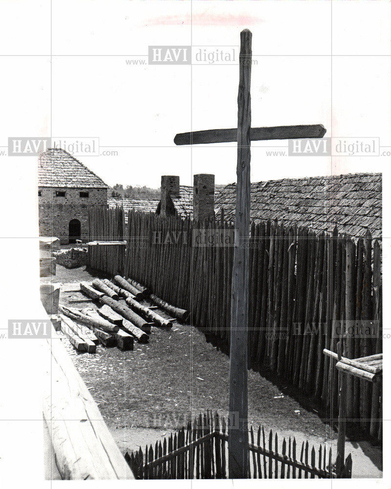 1975 Press Photo Ste-Marie-among-the-Huron settlement - Historic Images