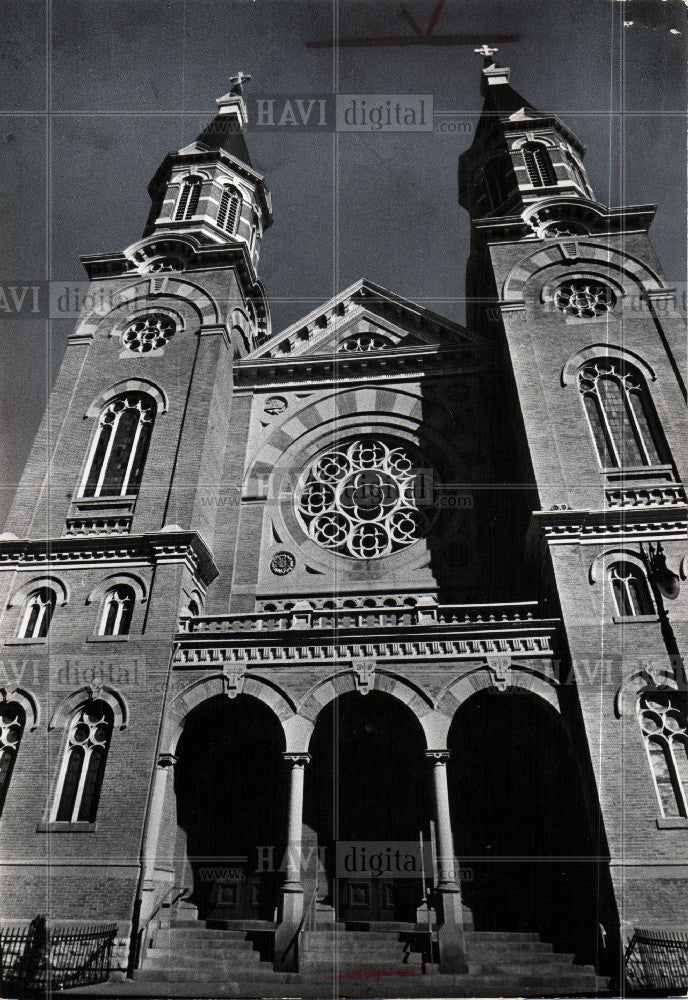 1969 Press Photo St. Mary's Church, - Historic Images