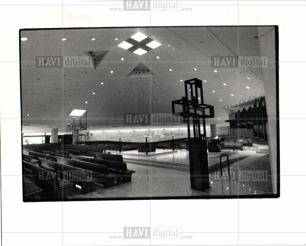 1987 Press Photo St. Hugo catholic church dedication - Historic Images