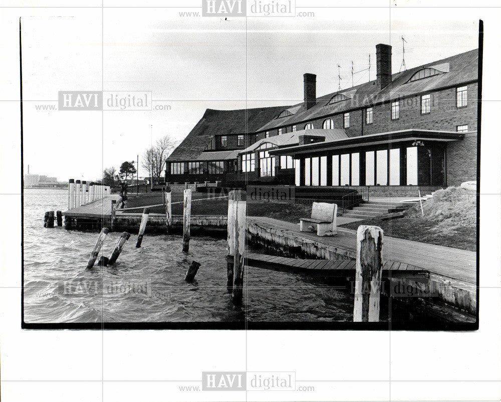 1980 Press Photo Michigan clair inn - Historic Images