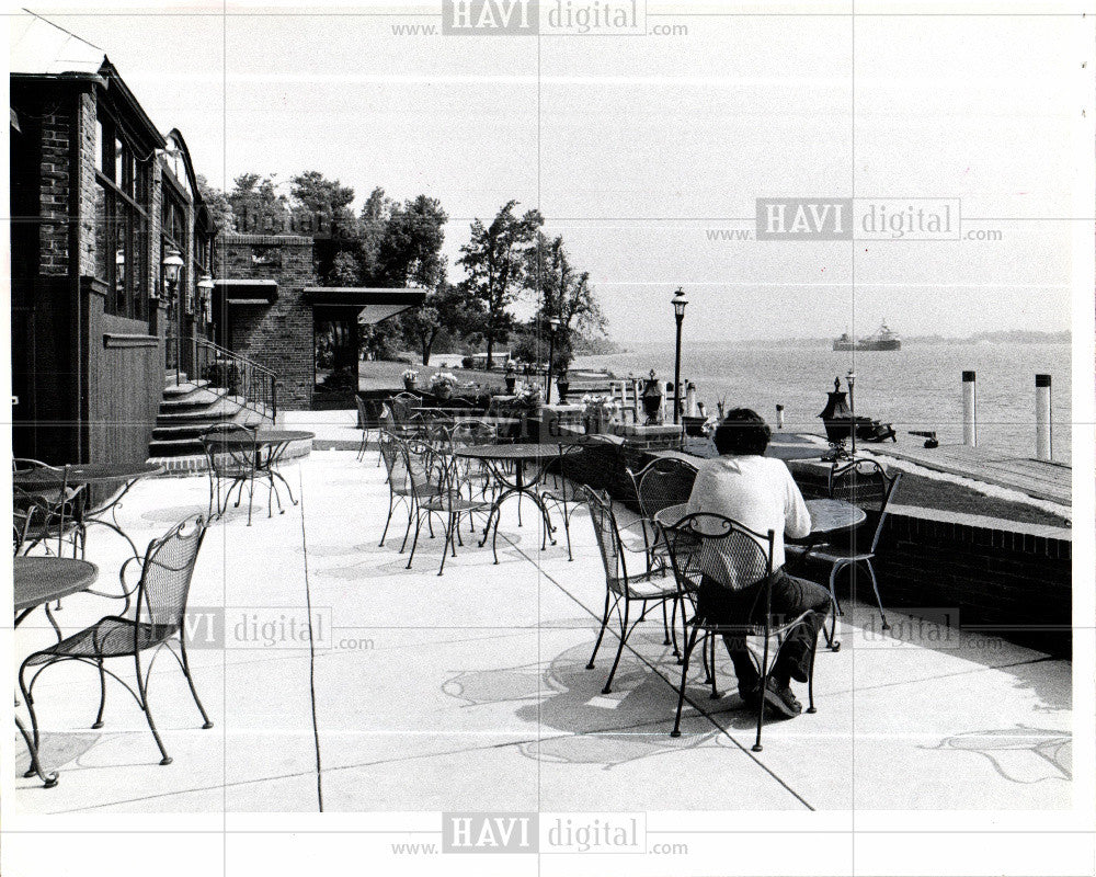 1978 Press Photo St Clair Inn Michigan River Freighter - Historic Images