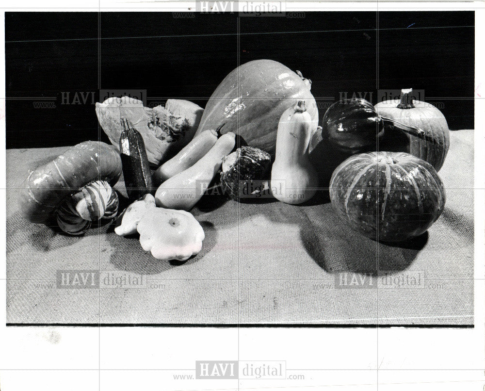 1975 Press Photo turks turban zucchini white pattypan - Historic Images