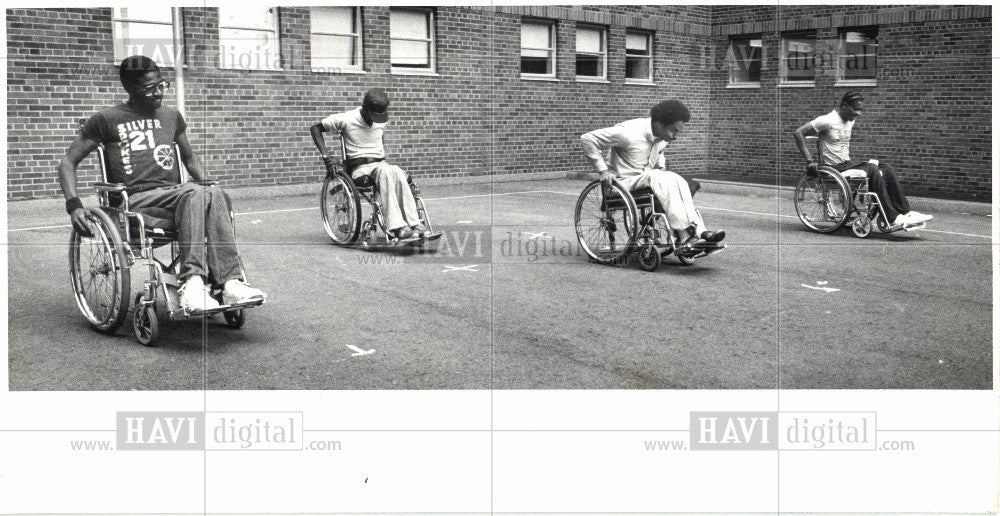 1987 Press Photo handicapped athletes wheelchari games - Historic Images