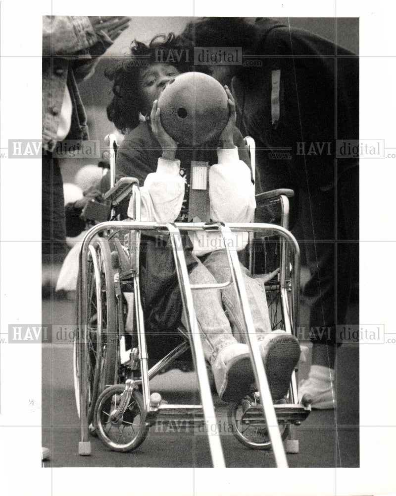 1988 Press Photo Simmons Kelly Detroit Special Olympics - Historic Images