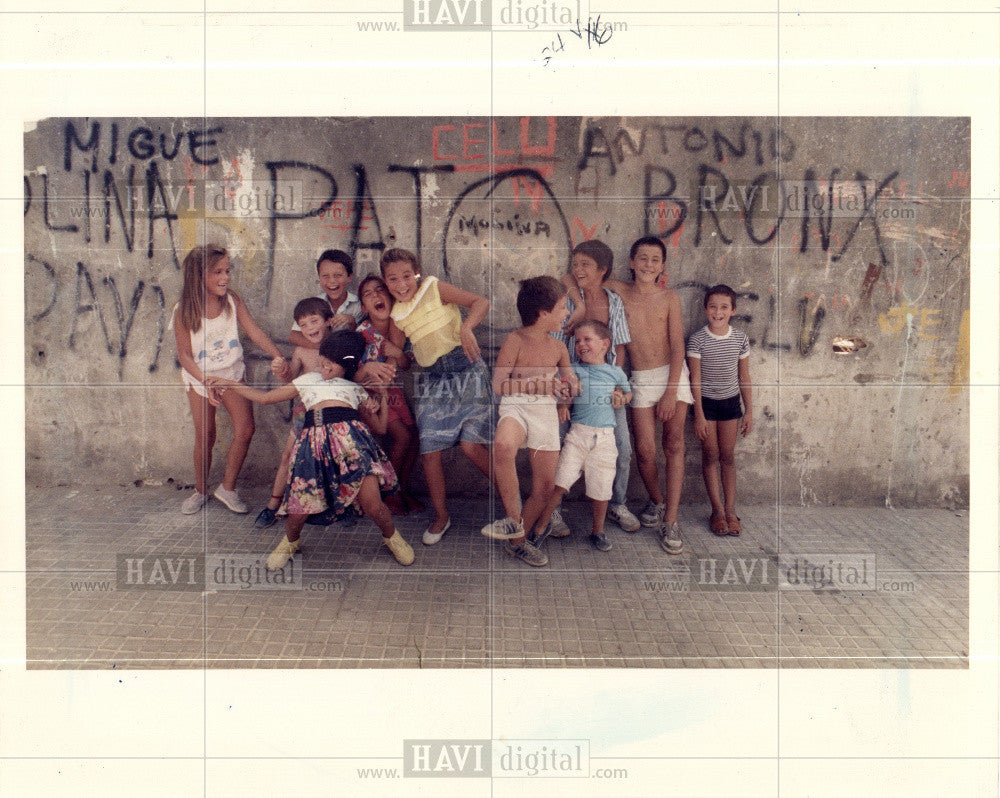 1989 Press Photo spain jerez de la frontera children - Historic Images