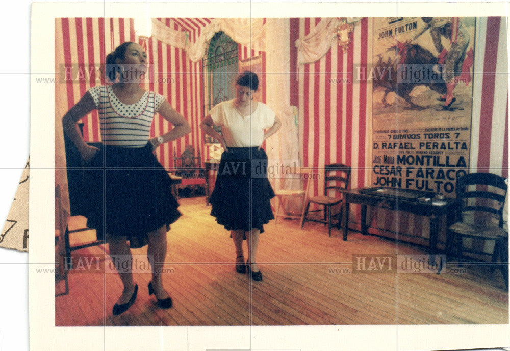 1989 Press Photo Flamenco Class - Historic Images