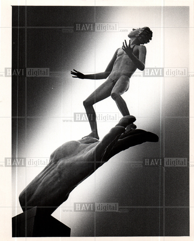 1970 Press Photo Statues - Historic Images