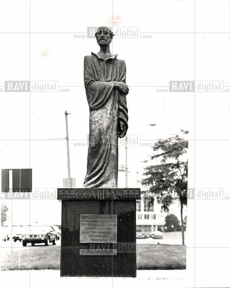 1983 Press Photo Father Gomidas statue Armenian nation - Historic Images