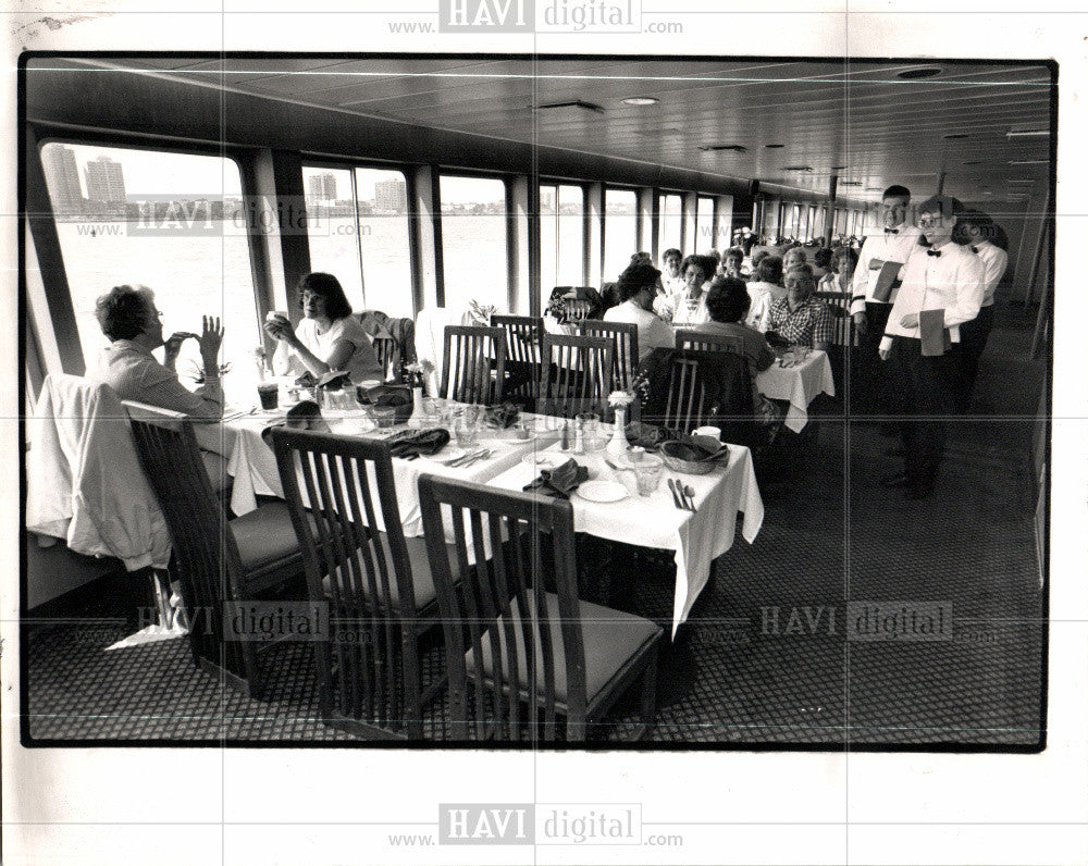 1989 Press Photo Star Of Detroit River 1989 Brunch Boat - Historic Images