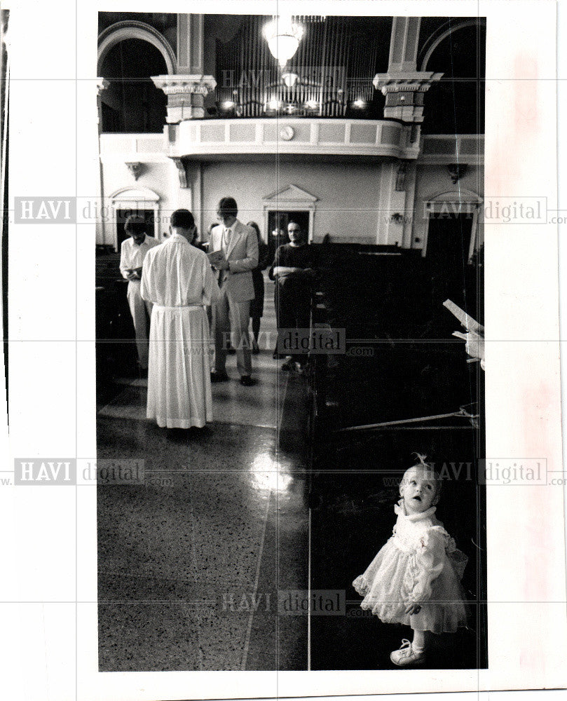 1988 Press Photo St. Stanislaus Church Detroit Closing - Historic Images
