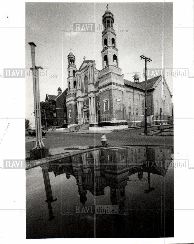 1998 Press Photo St. Stanislaus Dubois Polish Church - Historic Images