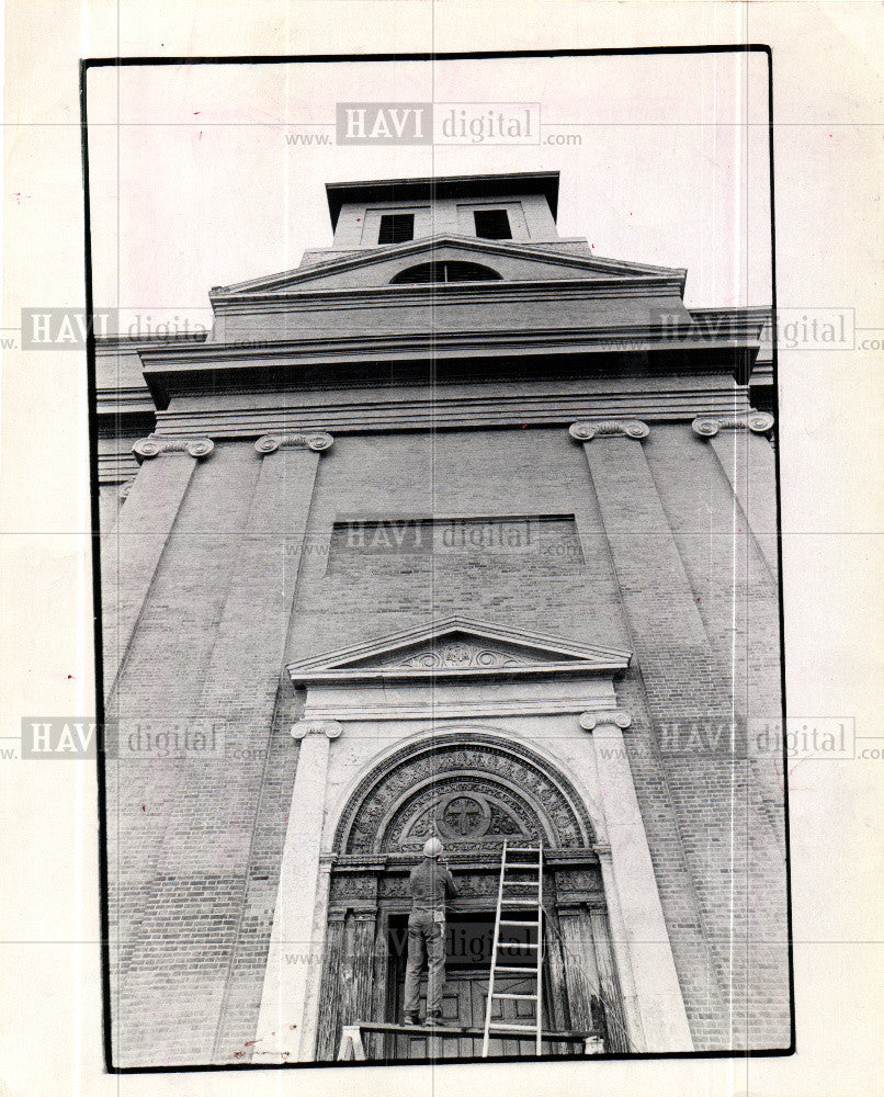 1973 Press Photo Catholic Church landmark renovation MI - Historic Images