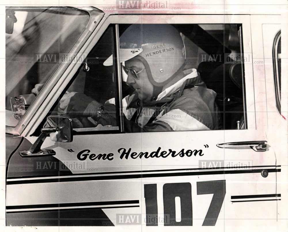 1973 Press Photo Gene Henderson road rally - Historic Images