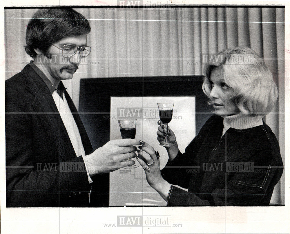 1974 Press Photo John Robert Powers School of Modeling - Historic Images