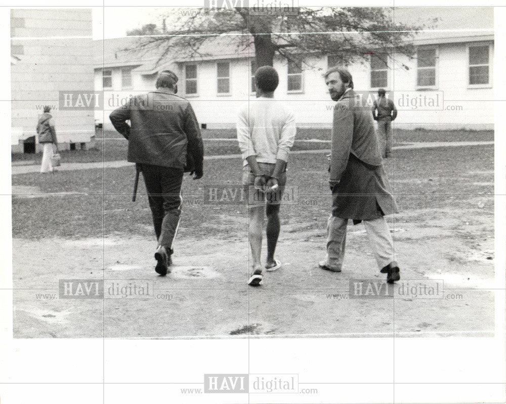 Press Photo Refugees Cuba - Historic Images