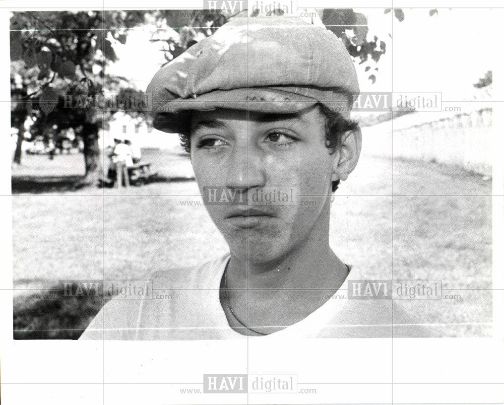 Press Photo refugee cuba asylum freedom evade - Historic Images