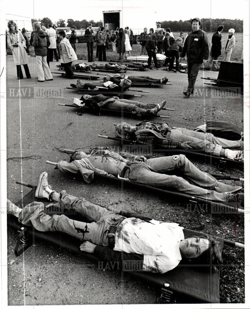 1976 Press Photo Emergency Response Capability Detroit - Historic Images