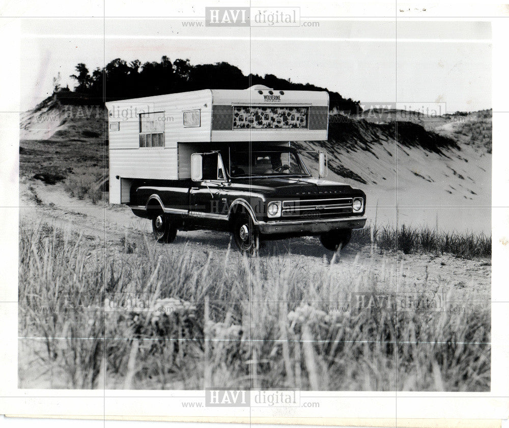 Press Photo 1967 Chevrolet Pick Up Camper Coach. - Historic Images