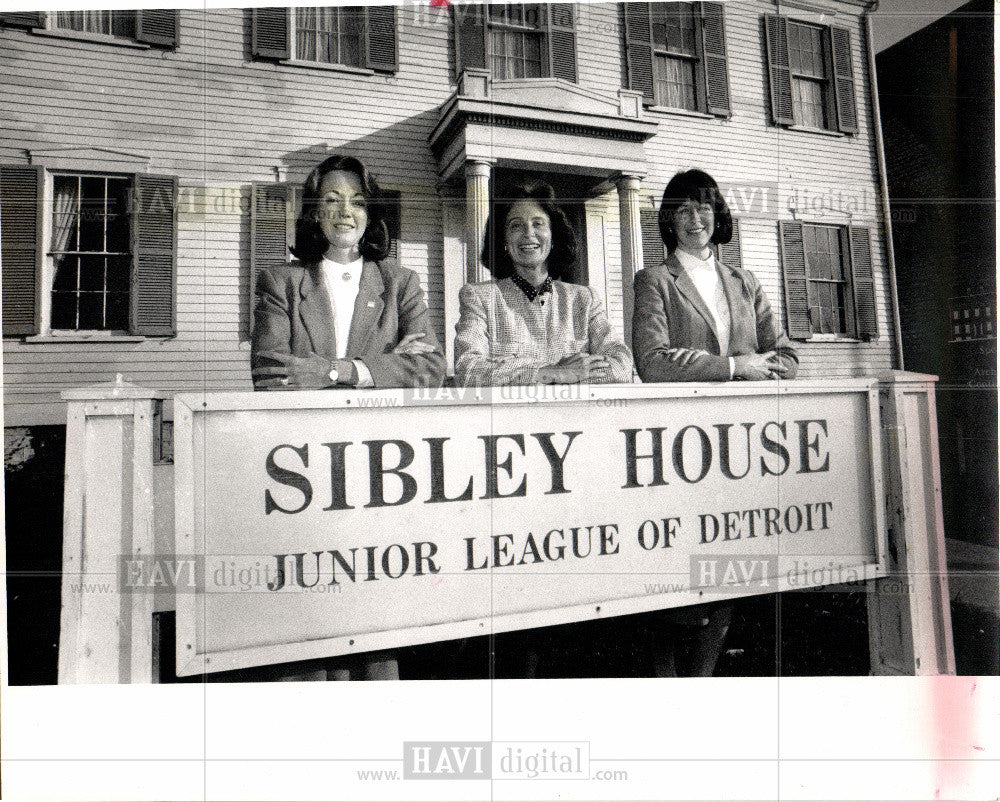 1989 Press Photo Sibley House Junior League Restoration - Historic Images