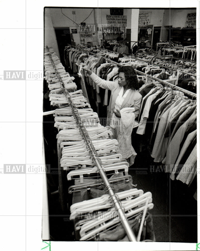 1988 Press Photo diana parker detroit shop 2950 gratiot - Historic Images
