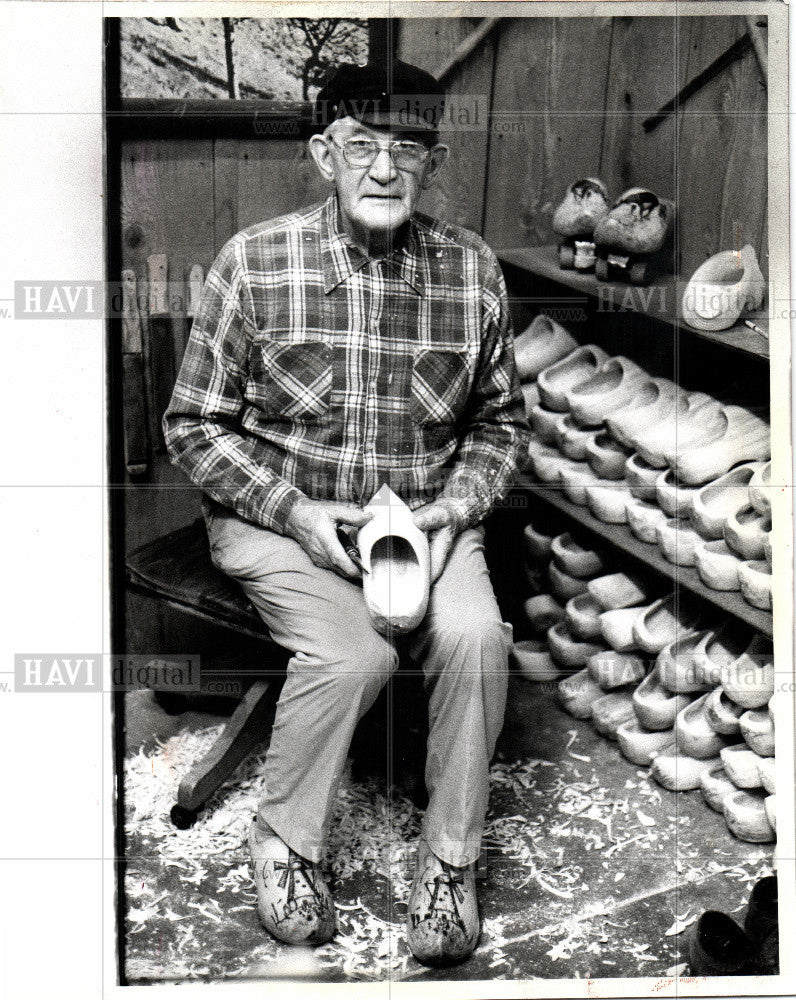 1978 Press Photo FRED OLDEMULDERS WOODEN SHOE - Historic Images