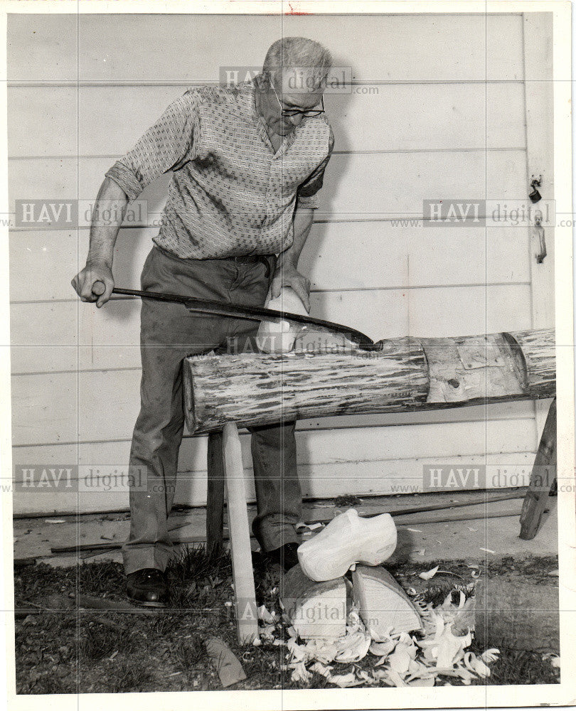 1963 Press Photo wooden shoes - Historic Images