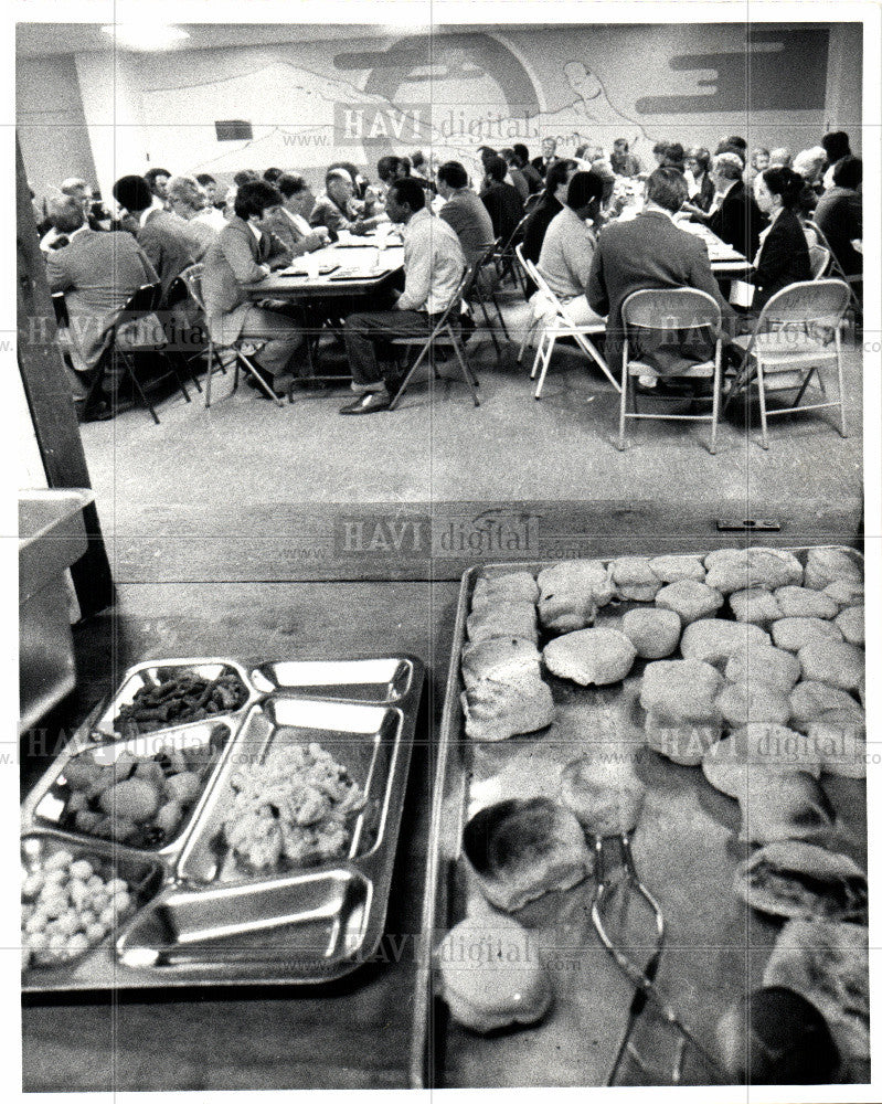 1983 Press Photo Soup Kitchen - Historic Images