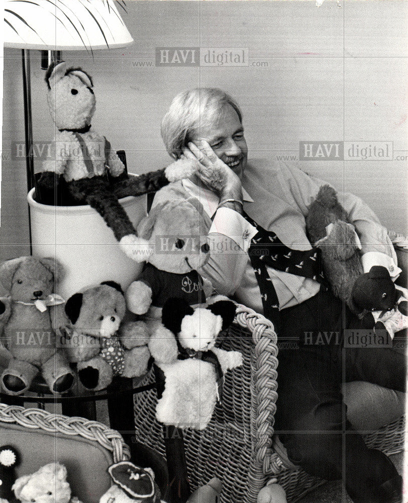 1977 Press Photo Teddy Bear - Historic Images