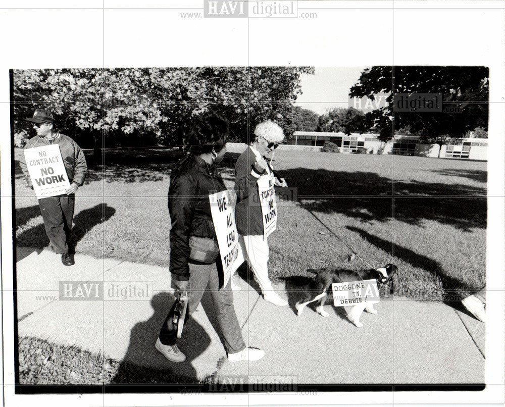 1992 Press Photo Teacher Strike - Historic Images