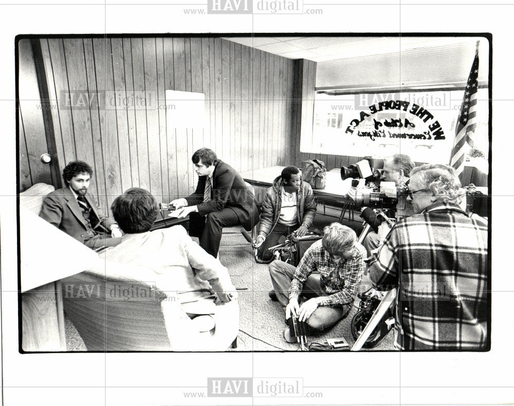 1981 Press Photo Tax protest We The People A.C.T. - Historic Images