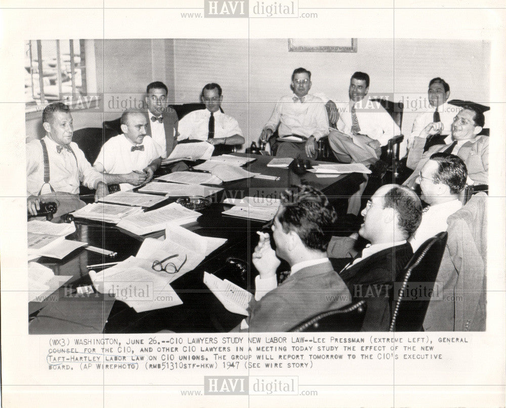 1947 Press Photo CIO Lawyers Lee Pressman Meeting - Historic Images