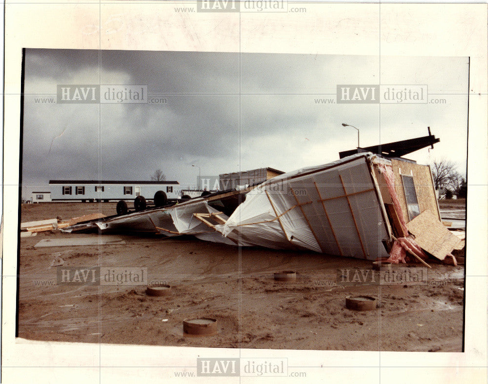 1992 Press Photo Tornado Plymouth Township - Historic Images