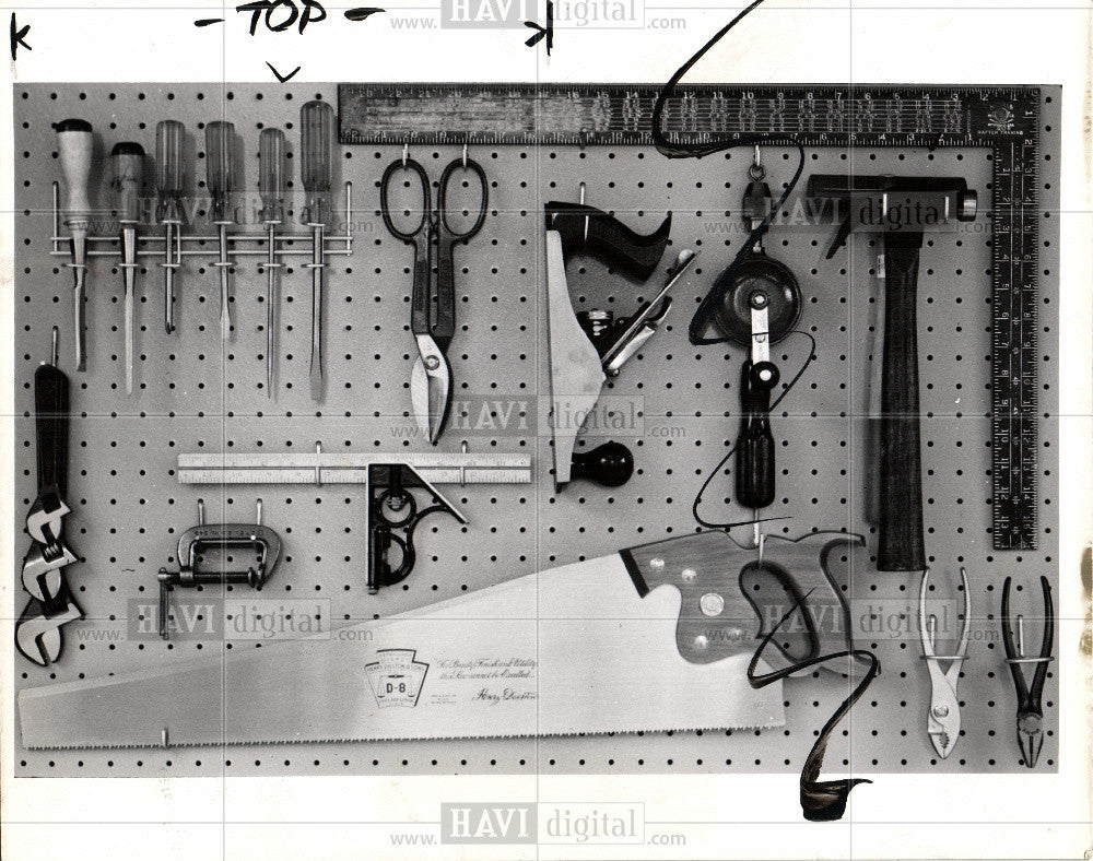 1952 Press Photo tools supplies 1952 equipment repair - Historic Images