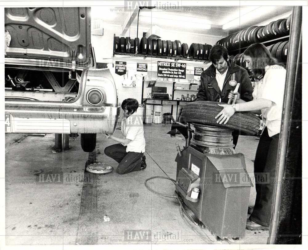 1971 Press Photo TIRE - Historic Images