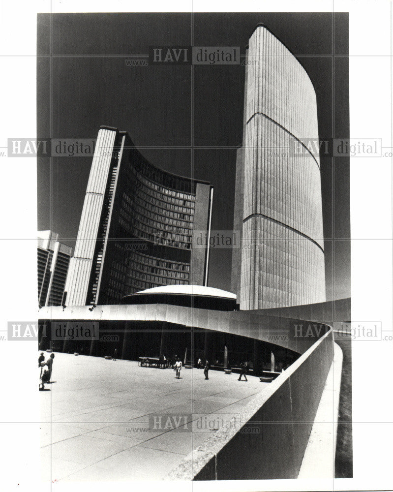 1985 Press Photo city hall Toronto Canada - Historic Images