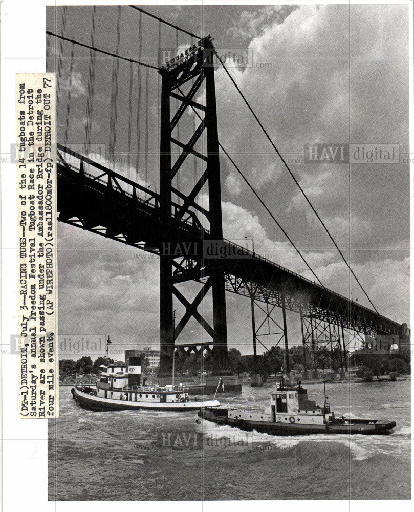 1977 Press Photo Tugboat, Race - Historic Images