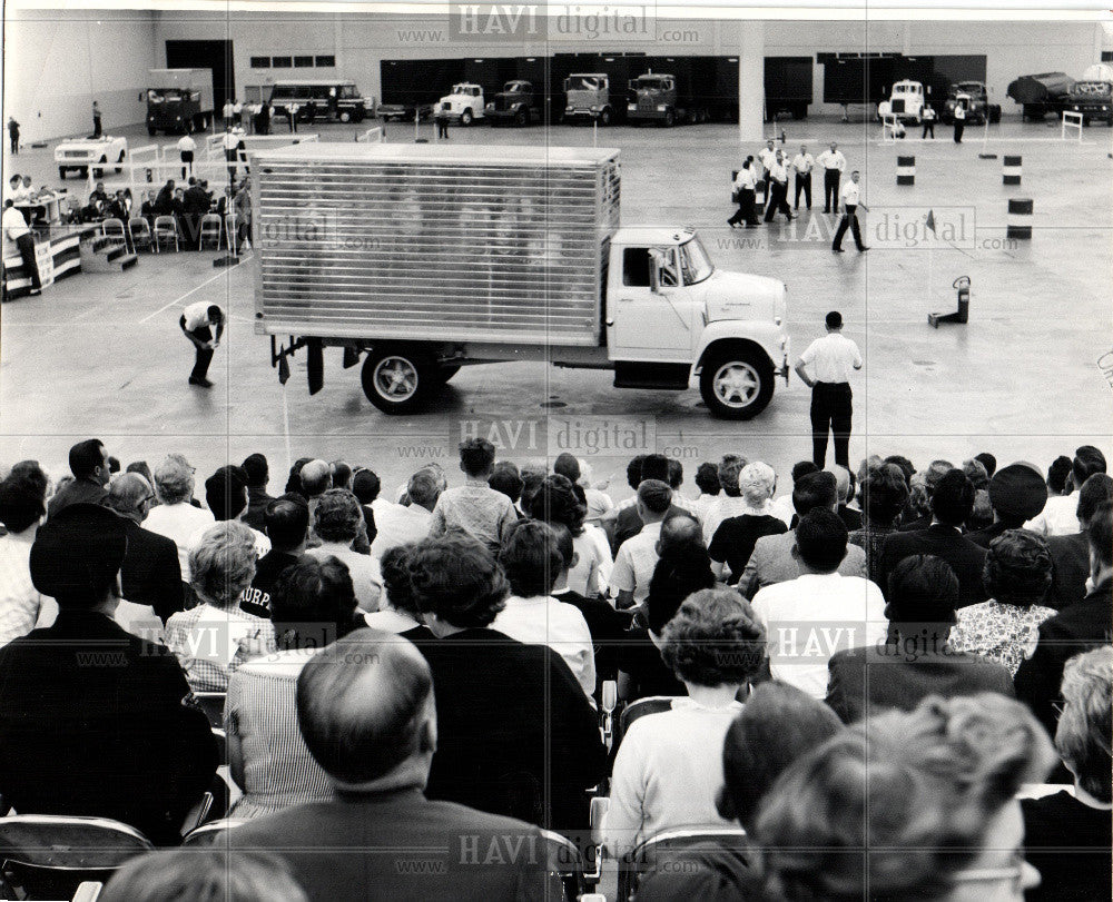 1961 Press Photo Truck Rodeo - Historic Images