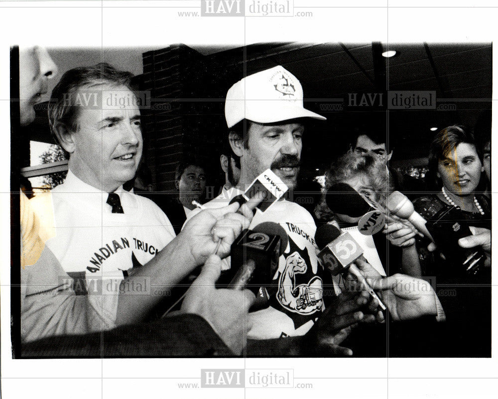 1990 Press Photo Trucking Demonstration and Protest - Historic Images