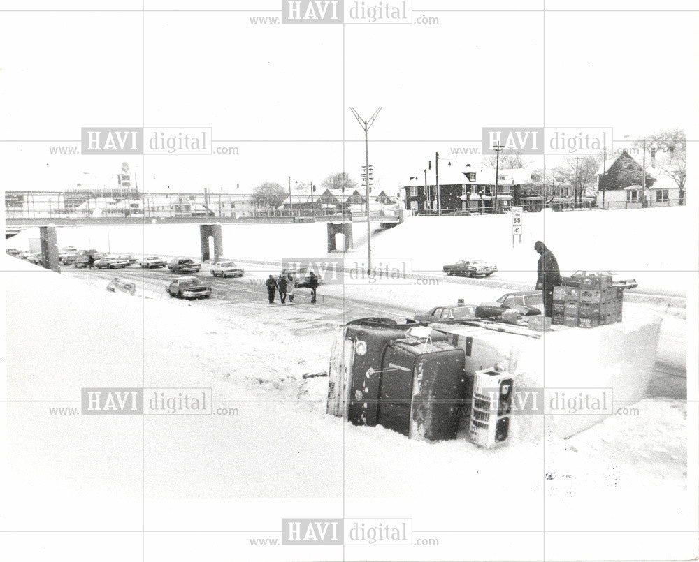 1978 Press Photo snow, truck accident - Historic Images