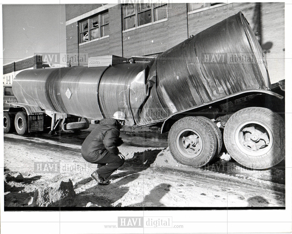 1978 Press Photo TRUCK ACCIDENTS - Historic Images