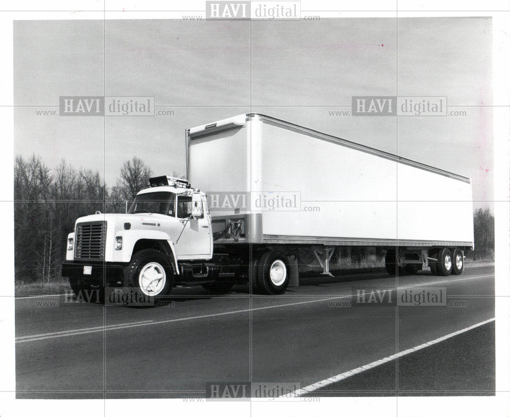 1988 Press Photo Truck lorry - Historic Images