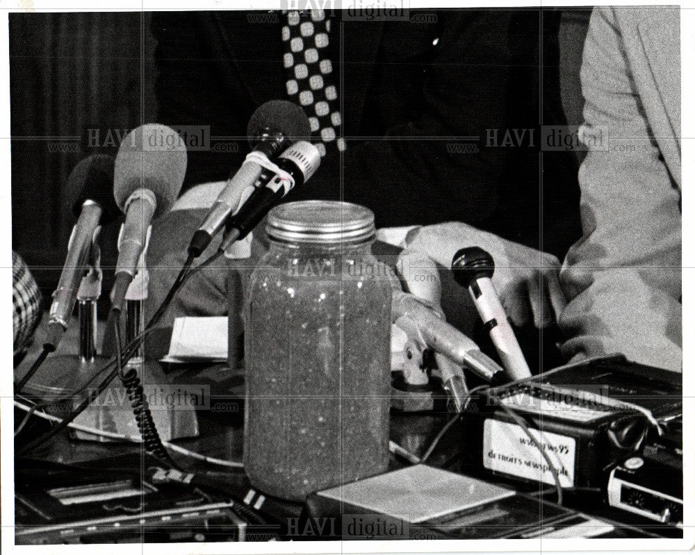 1977 Press Photo Prevent botulism with these cautions - Historic Images