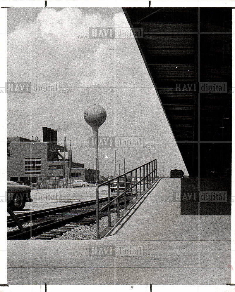 1952 Press Photo Chrysler plant Trenton Michigan auto - Historic Images