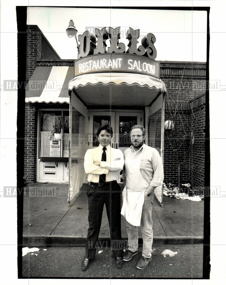 1987 Press Photo Dill&#39;s old Restaurant saloon Larry - Historic Images