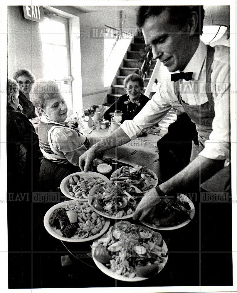 1985 Press Photo Sweet Lorraines Cafe - Historic Images