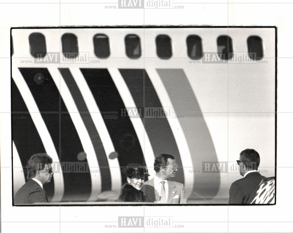 1988 Press Photo Sweden Royal Family King Carl Gustaf - Historic Images